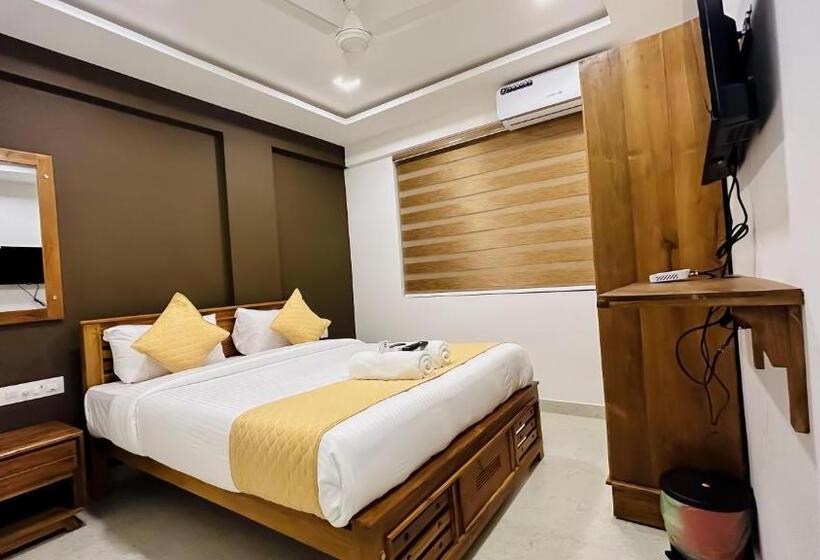 Szálloda Emerald Inn