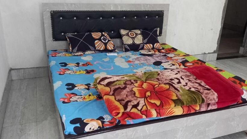 Hotelli Uv Gosana Mathura