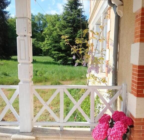 Пансион Hennessy Hunting Estate