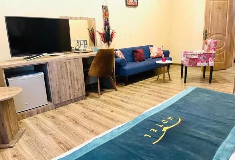 Sahil Inn Baku Hotel Formula 1 View