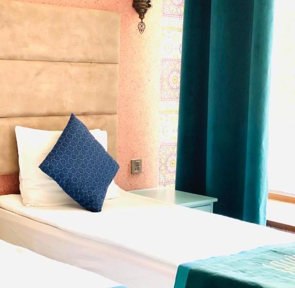 Sahil Inn Baku Hotel Formula 1 View