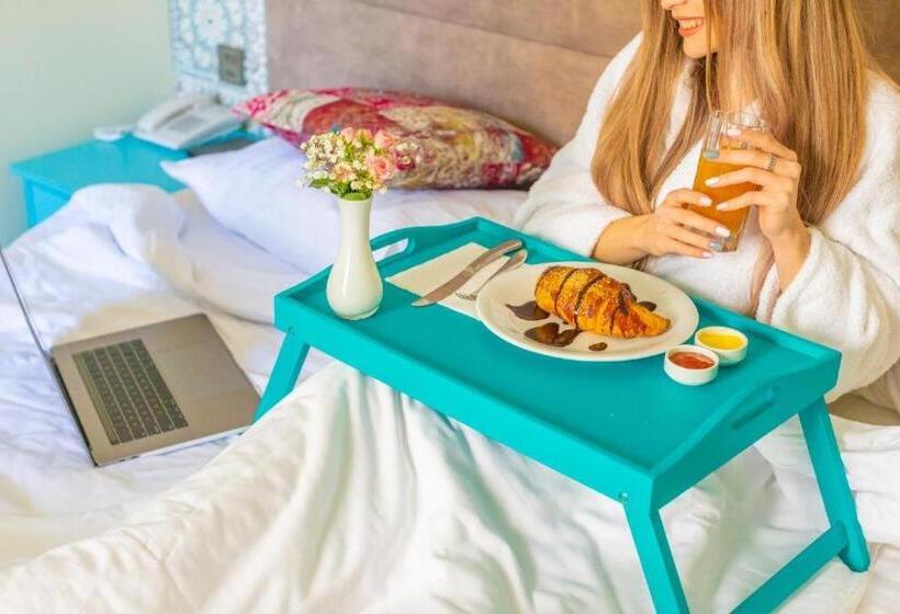 Sahil Inn Baku Hotel Formula 1 View