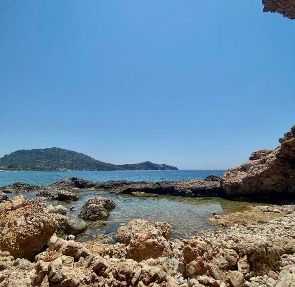 Bed and Breakfast Nirvana Boutique