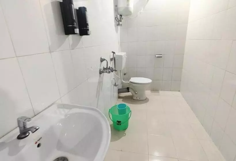 ホテル Eight Lucky Homestay