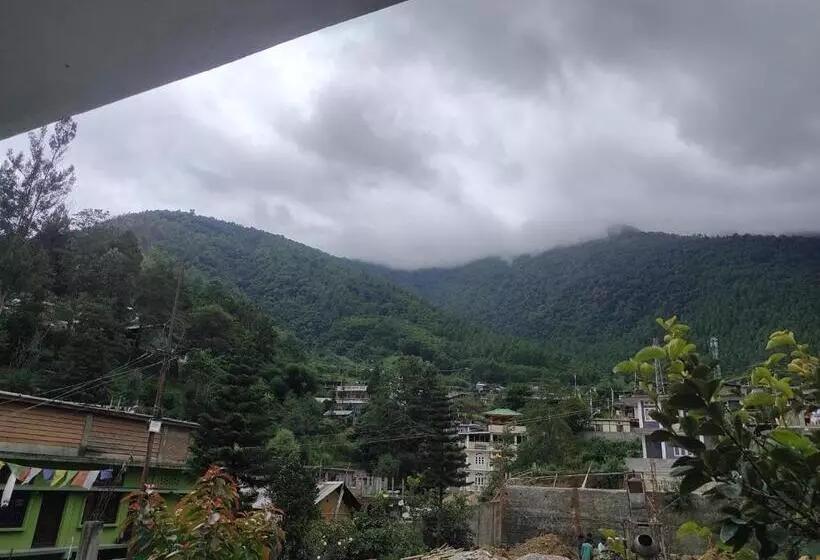 ホテル Eight Lucky Homestay