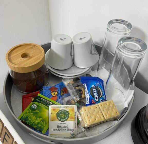 پانسیون City Center Luxurious Suites & Rooms