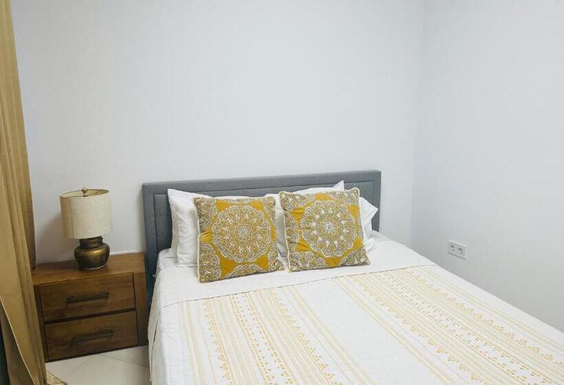 پانسیون City Center Luxurious Suites & Rooms