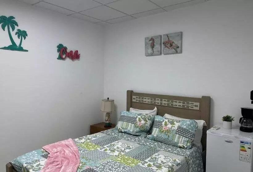 پانسیون City Center Luxurious Suites & Rooms
