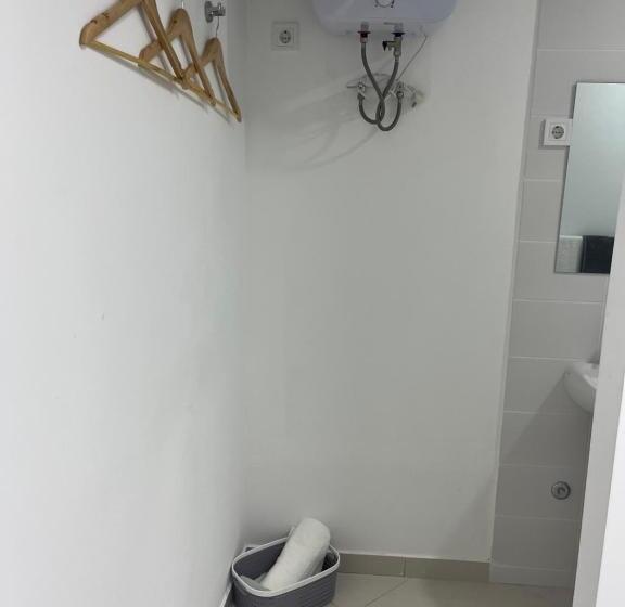 پانسیون City Center Luxurious Suites & Rooms