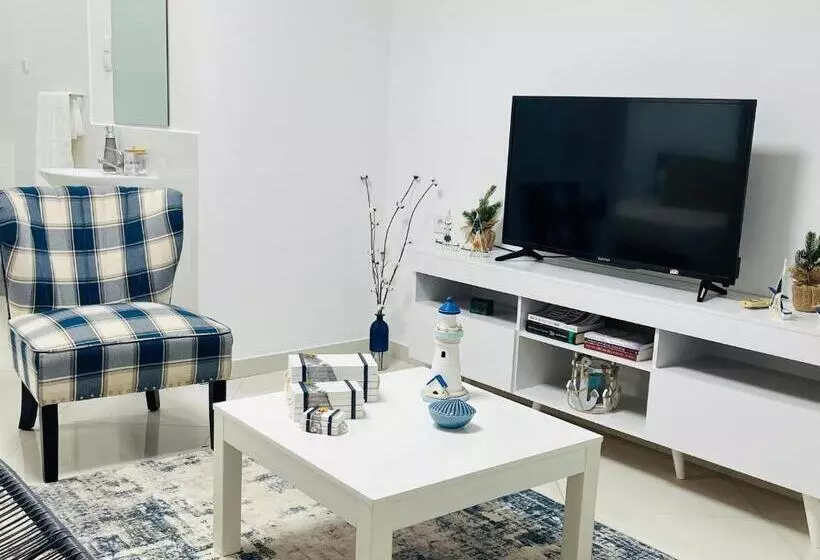 پانسیون City Center Luxurious Suites & Rooms