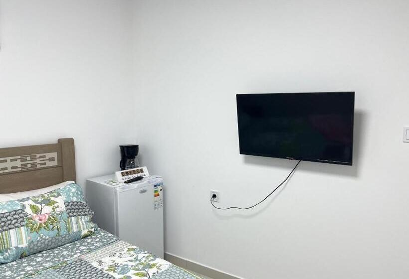 پانسیون City Center Luxurious Suites & Rooms