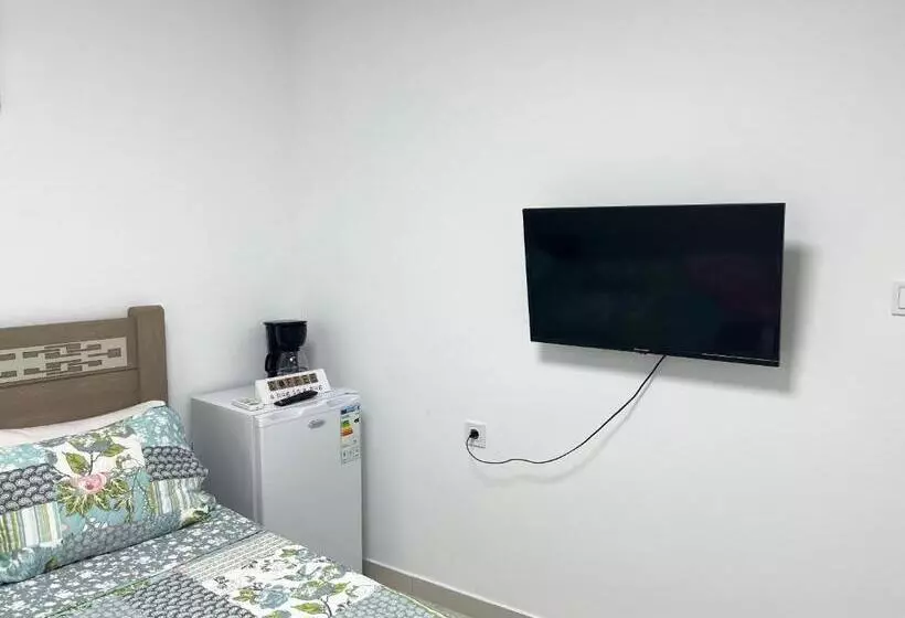 پانسیون City Center Luxurious Suites & Rooms