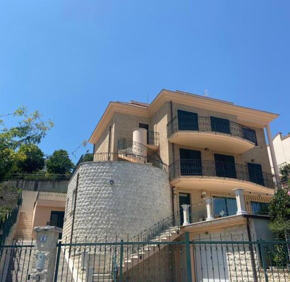 پانسیون Estate Torre Guelfa