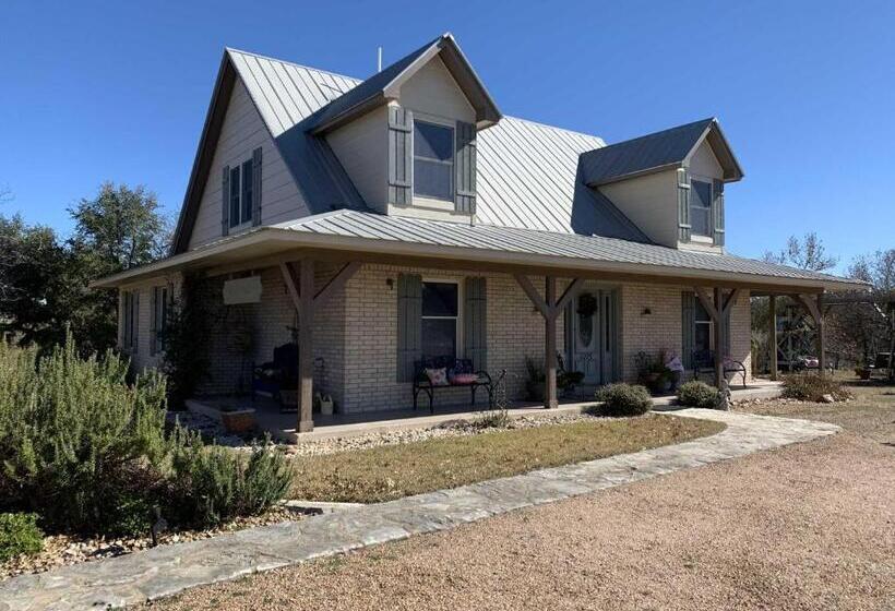 بنسيون Water S Edge Guesthouse Bandera