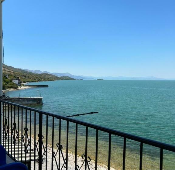 Pensione Zaganjori Guesthouse