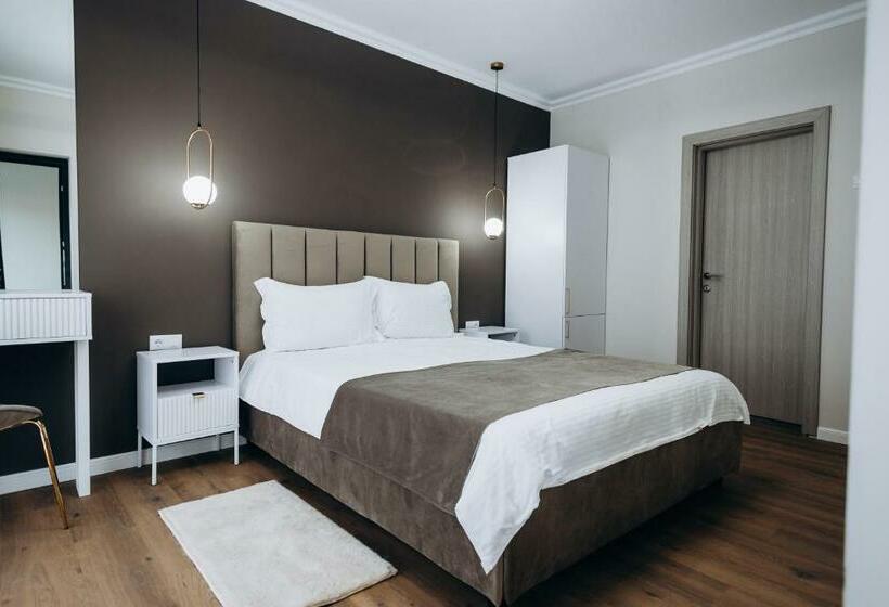 Pensiunea Brici Junior