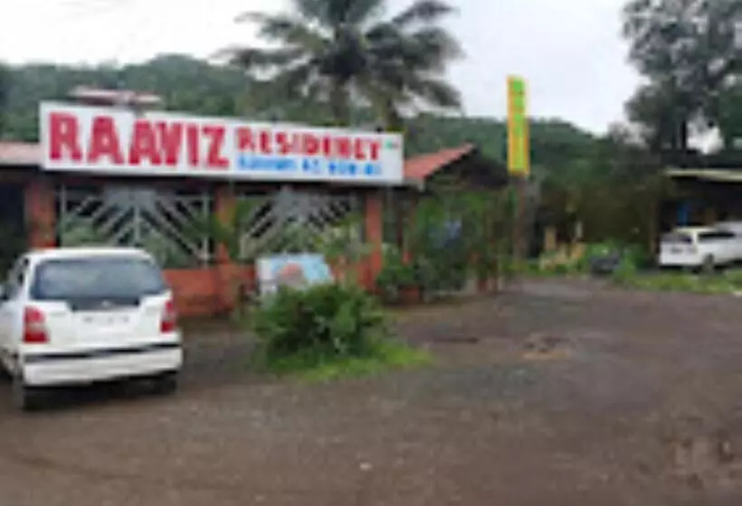 リゾートホテル Raaviz Recidency