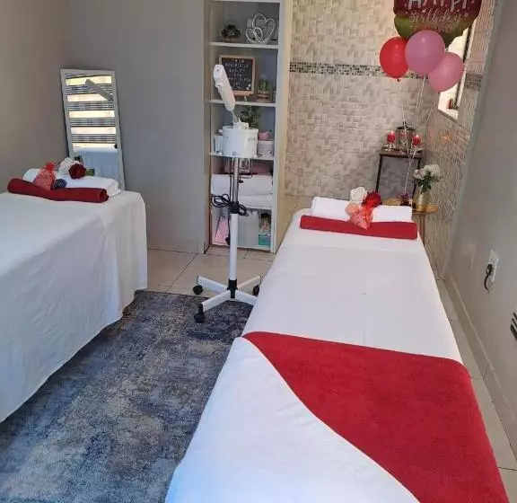 ベッドアンドブレックファースト Regorogile Guest House Spa And Conference