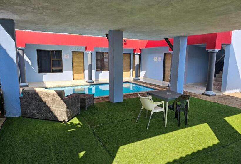 مبيت وإفطار Regorogile Guest House Spa And Conference