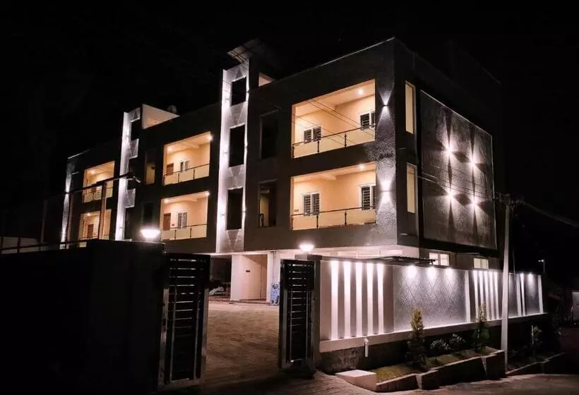 ホテル Nt Grand Yercaud