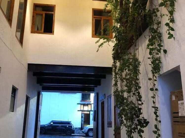 호텔 Las Bugambilias