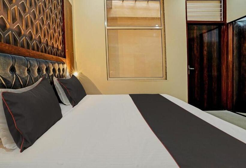 هتل Oyo Flagship Sr