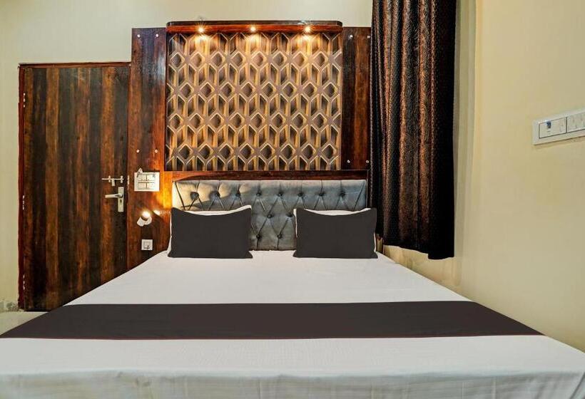 هتل Oyo Flagship Sr