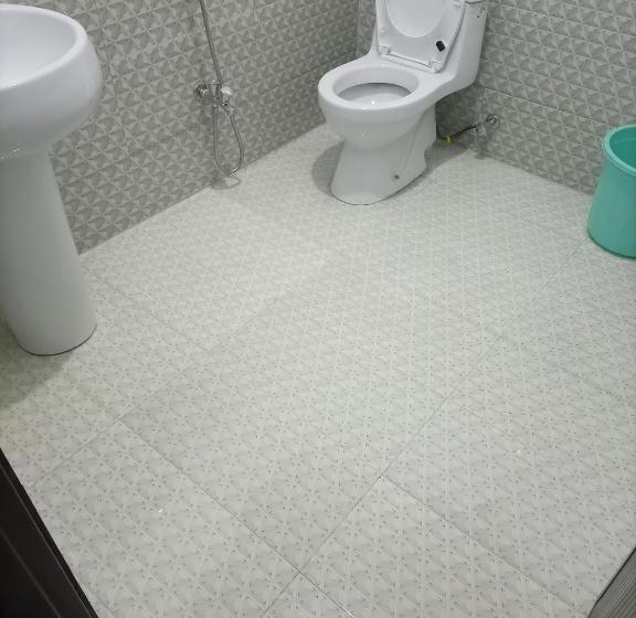 هتل Red Roof & Restaurant