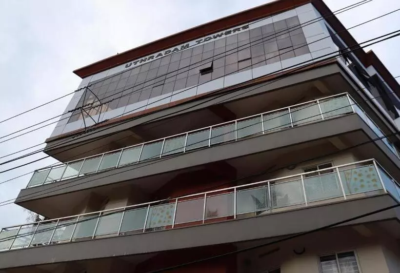 ホテル Uthradam Towers
