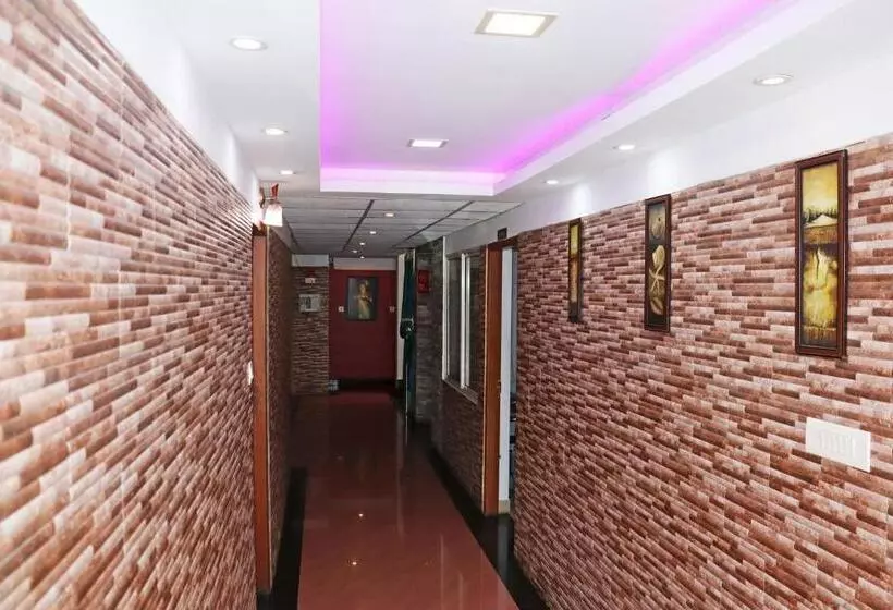 ホテル Uthradam Towers