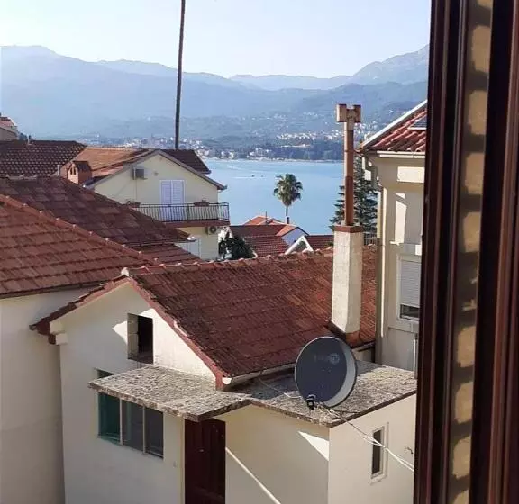 پانسیون Guesthouse Gavrilović 28 A