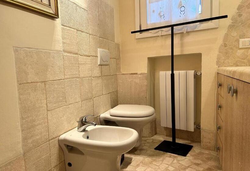 بنسيون Monti Mannu Art