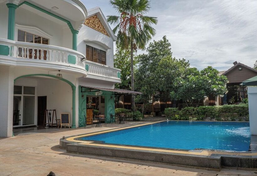 تختخواب و صبحانه Habana Angkor Boutique