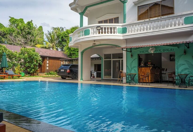 تختخواب و صبحانه Habana Angkor Boutique