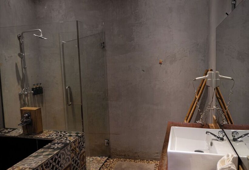 تختخواب و صبحانه Habana Angkor Boutique