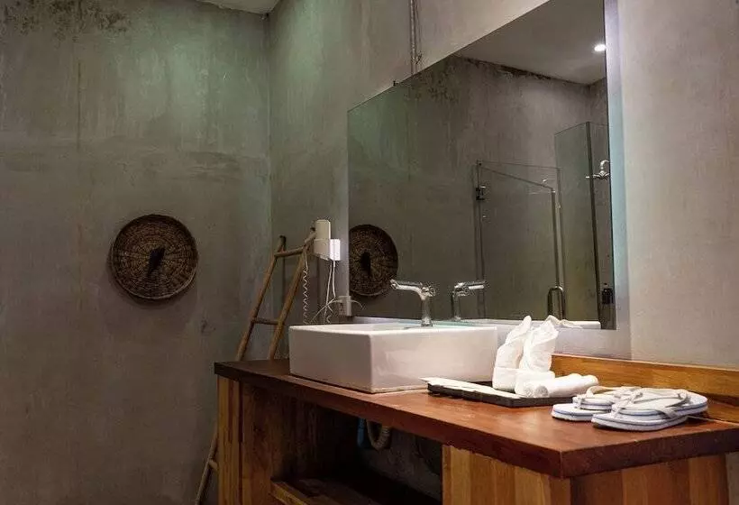 تختخواب و صبحانه Habana Angkor Boutique