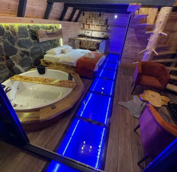 مبيت وإفطار Waterfallbungalow