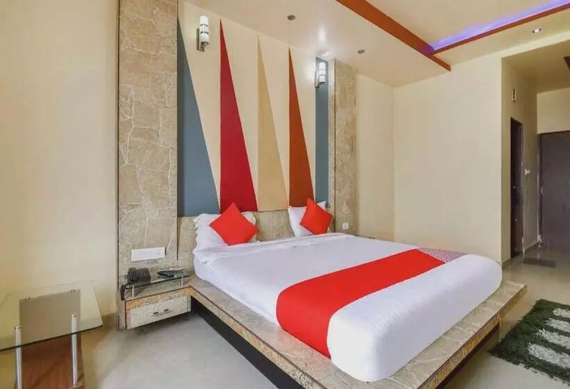 Hotelli Collection O 7r Resort