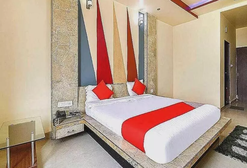 Hotelli Collection O 7r Resort