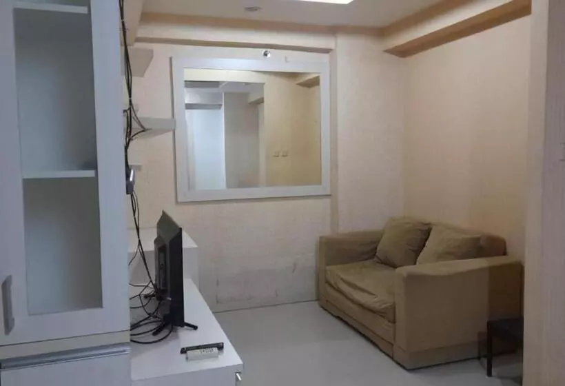 ホテル Lily S Room At Apartemen Cibubur Village By Fph