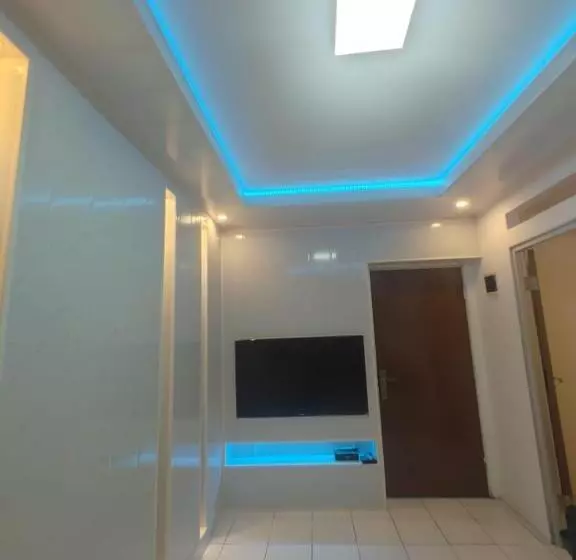 ホテル Lily S Room At Apartemen Cibubur Village By Fph