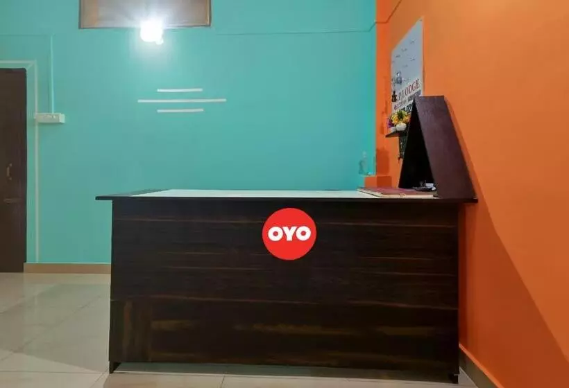 Hotelli Oyo Flagship 81524 Gp Lodge