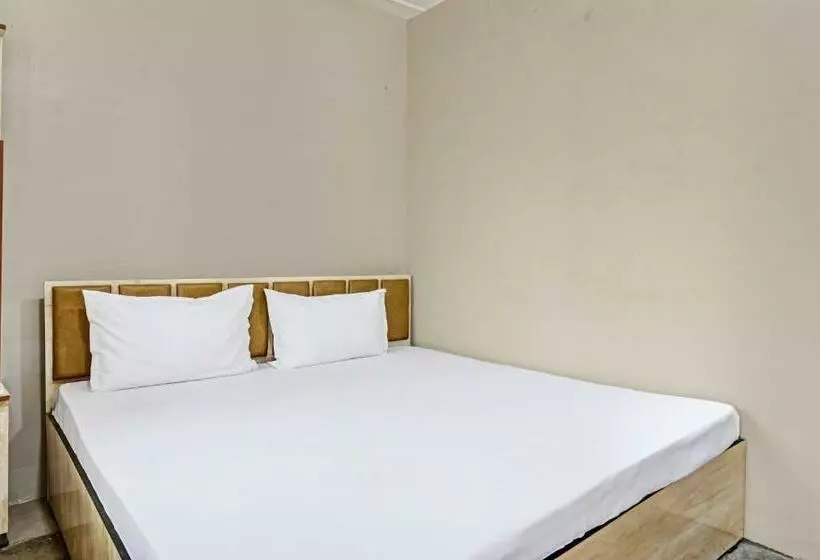Oyo The Hotel Dream