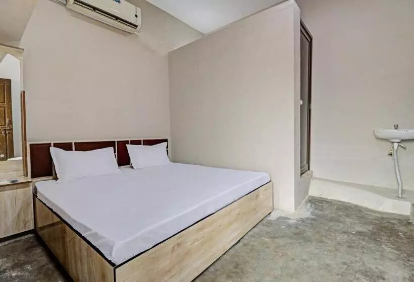 Oyo The Hotel Dream