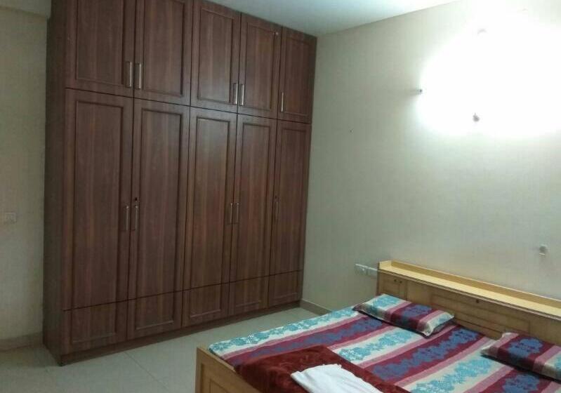 Majatalo Bhakti Vedanta Guest House