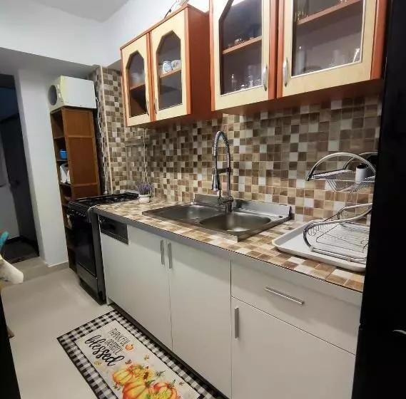 پانسیون Lake And Park View Residence