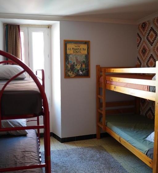 فندق صغير Lily à L Auberge