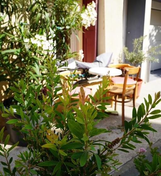 فندق صغير Lily à L Auberge