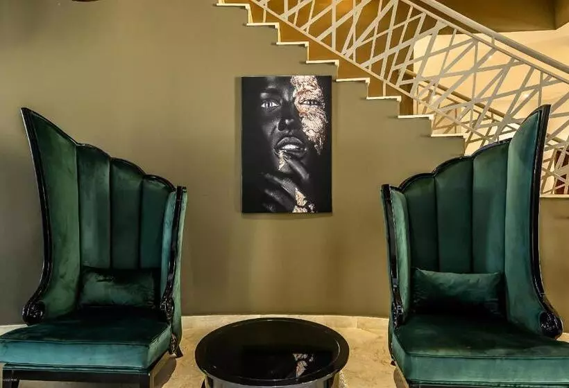 Hotelli Playa Del Pacha Suites