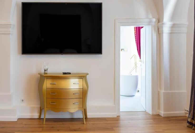 هتل Sia Boutique Apart